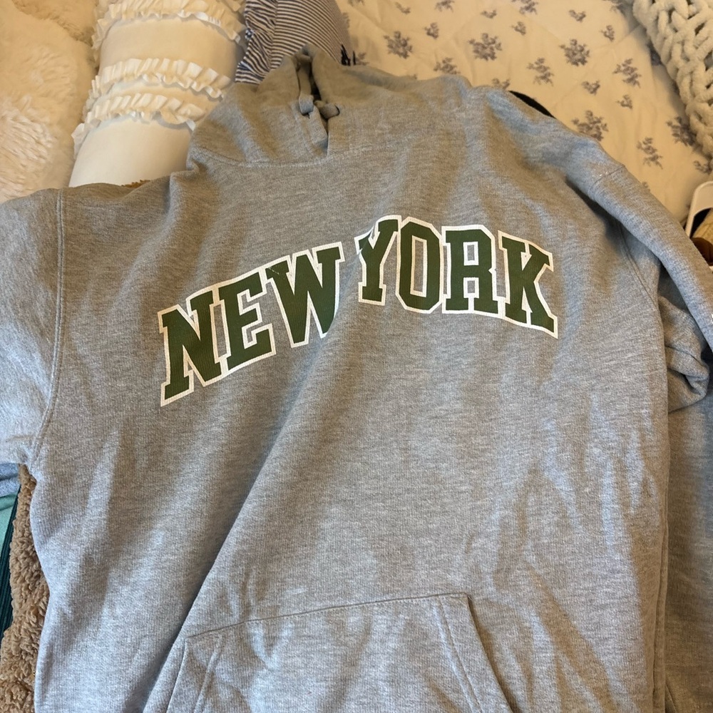 Gray 'New York' Hoodie